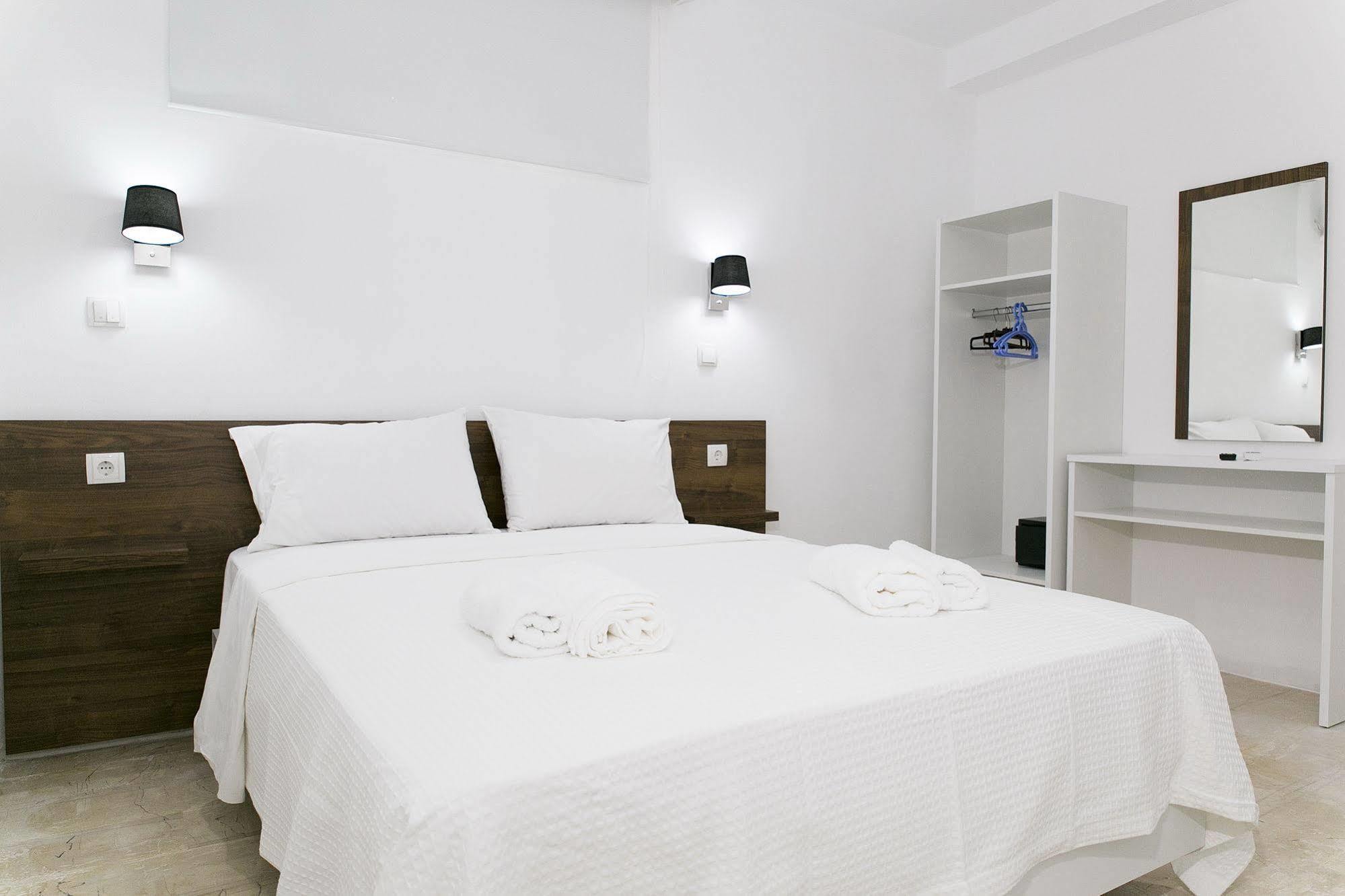 Kissamia Rooms - Next To Night Clubs كيساموس المظهر الخارجي الصورة